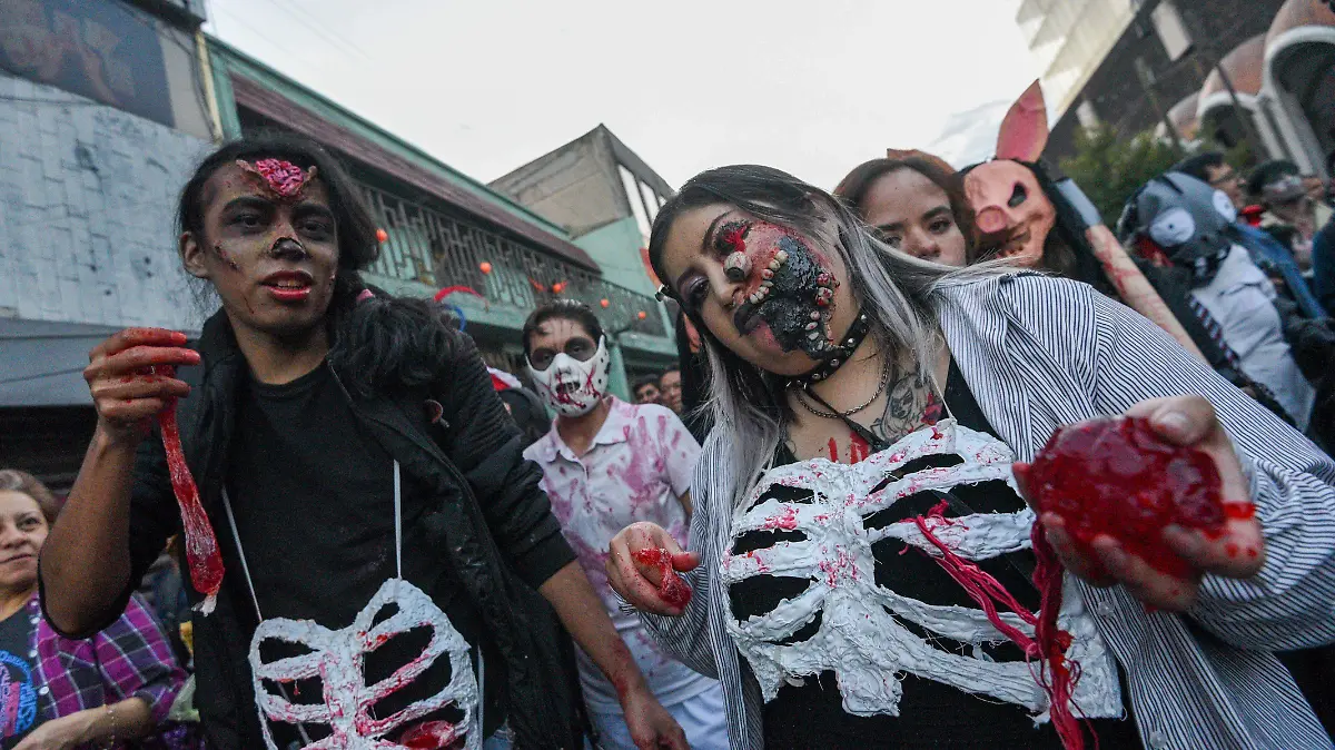 953795_Marcha zombie en Toluca -5.jpg _impreso